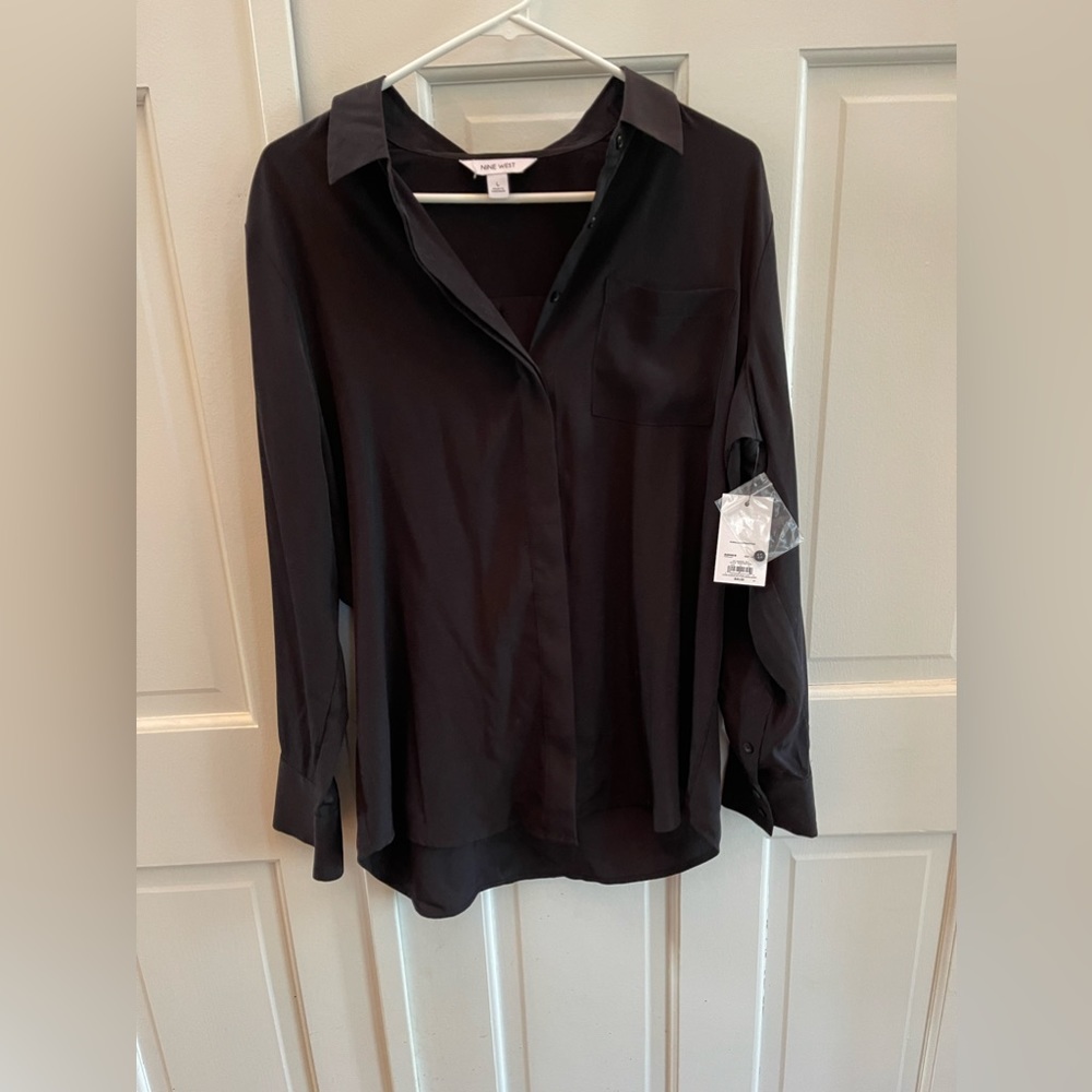 NWT Nine West black blouse, size L.